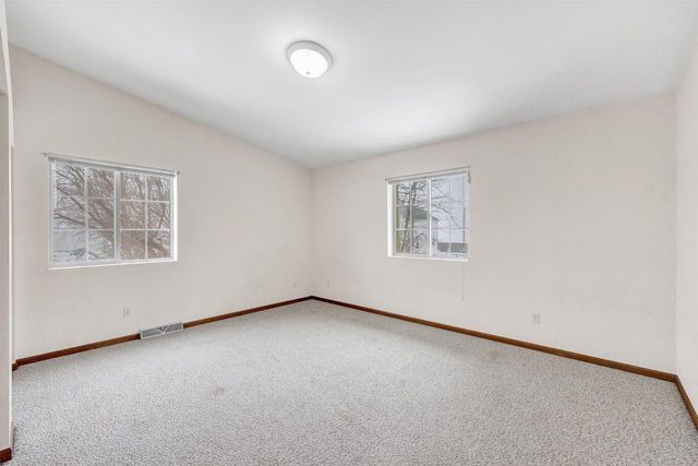 4642 RIDGE COURT, Manitowoc, WI 54220