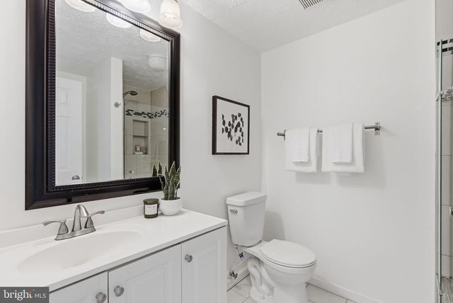 19048 PARTRIDGE WOOD DR, Germantown, MD 20874