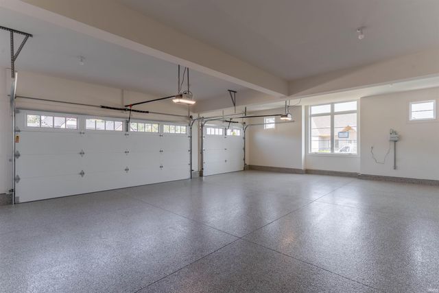2897 Lake Drive, Newburgh, IN 47630
