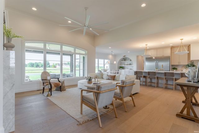 2897 Lake Drive, Newburgh, IN 47630