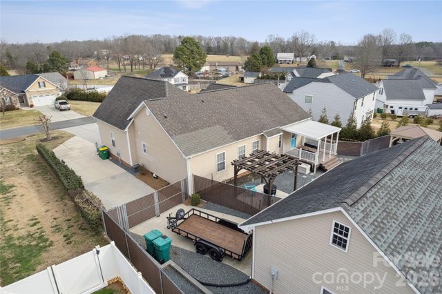 1911 Redwood Drive, Oakboro, NC 28129