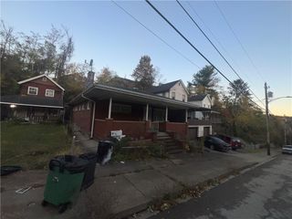 517 Ontario St, Monessen, PA 15062