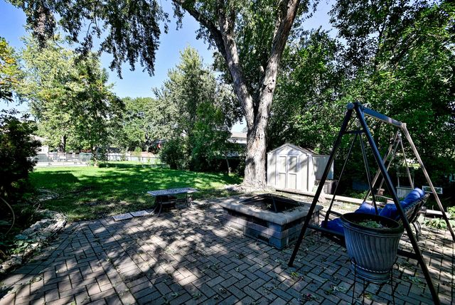 4155 Hudson Drive, Hoffman Estates, IL 60192