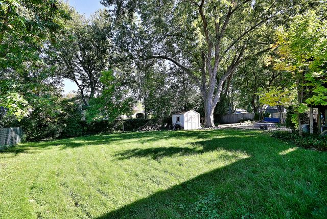 4155 Hudson Drive, Hoffman Estates, IL 60192