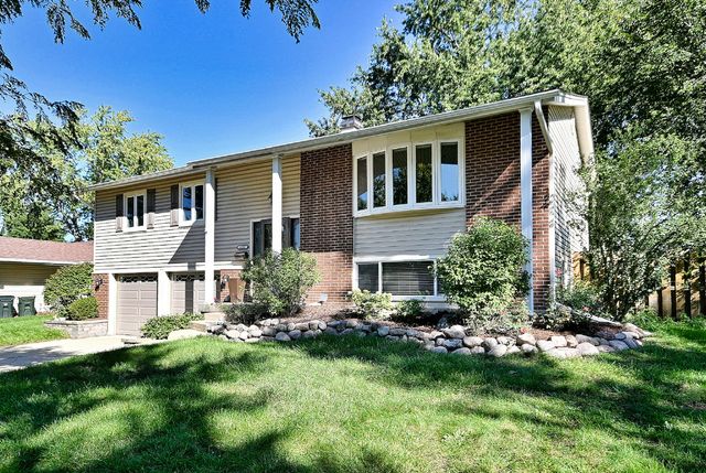 4155 Hudson Drive, Hoffman Estates, IL 60192