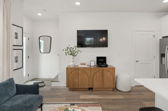 123 Straton Street, Nashville, TN 37216