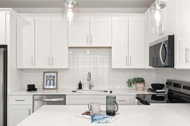 123 Straton Street, Nashville, TN 37216