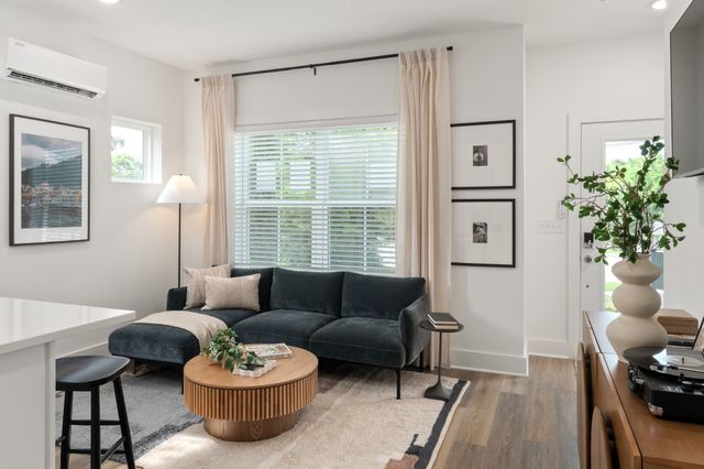 123 Straton Street, Nashville, TN 37216