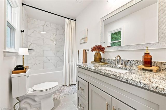 602 Merriweather Drive, King, NC 27021