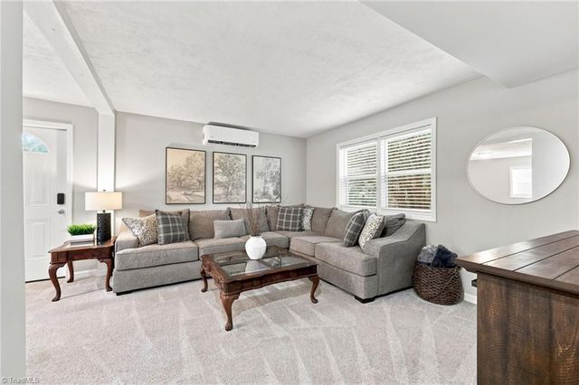 602 Merriweather Drive, King, NC 27021