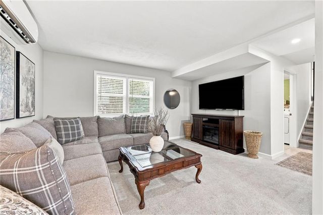 602 Merriweather Drive, King, NC 27021