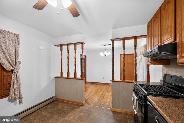 9810 WOODSBORO RD, Frederick, MD 21701
