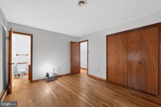 9810 WOODSBORO RD, Frederick, MD 21701