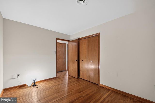 9810 WOODSBORO RD, Frederick, MD 21701