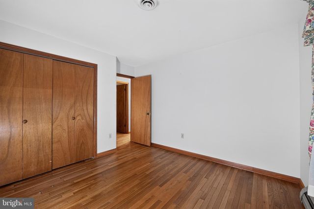 9810 WOODSBORO RD, Frederick, MD 21701