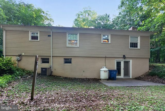 9810 WOODSBORO RD, Frederick, MD 21701