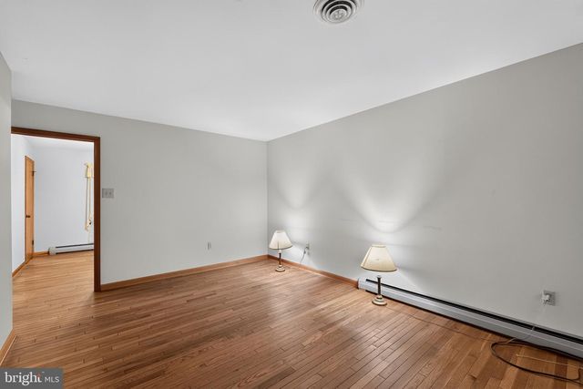 9810 WOODSBORO RD, Frederick, MD 21701