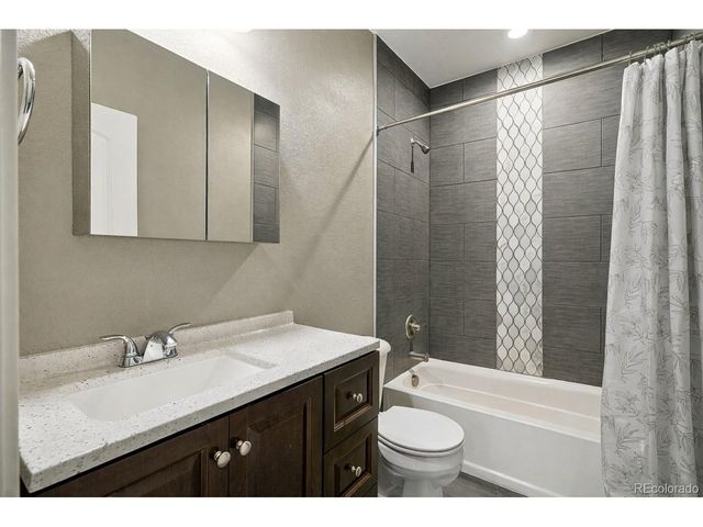 7949 S Elk Way, Aurora, CO 80016