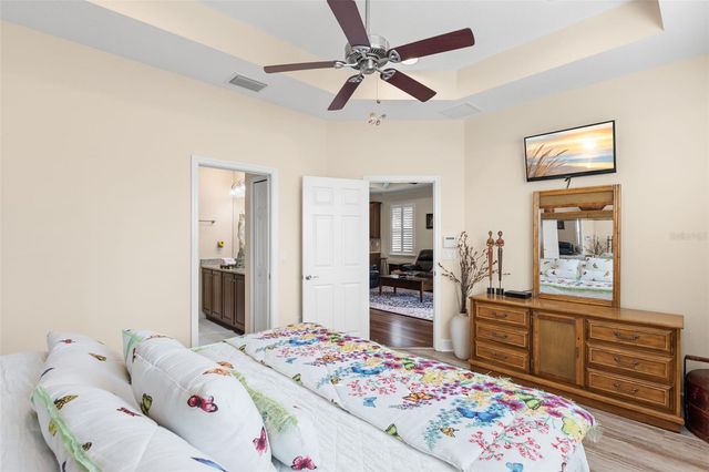 2346 OAKLEY GREEN DRIVE, Sun City Center, FL 33573