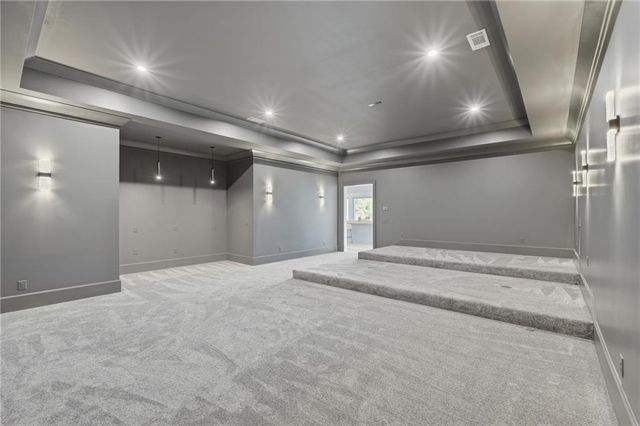 8510 Blue Heron Dr, Gainesville, GA 30506