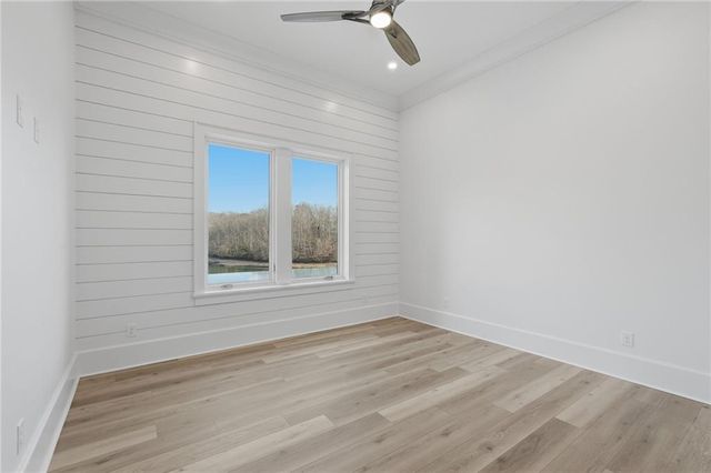 8510 Blue Heron Dr, Gainesville, GA 30506