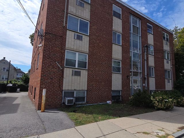 24 Colgate Road 9, Boston, MA 02131