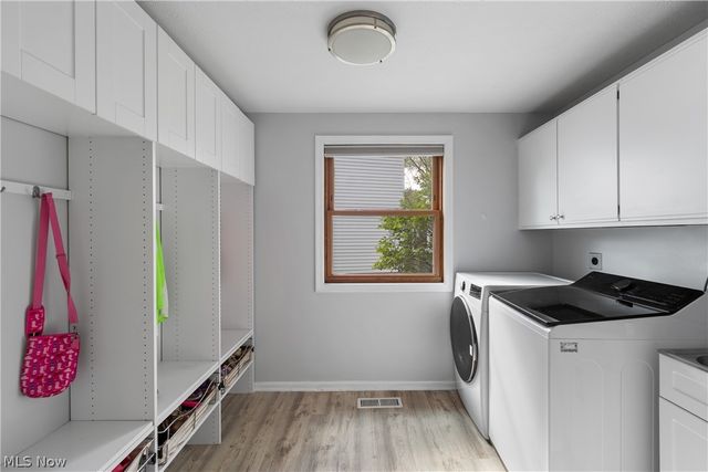 18256 Heritage Trail, Strongsville, OH 44136