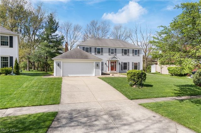 18256 Heritage Trail, Strongsville, OH 44136