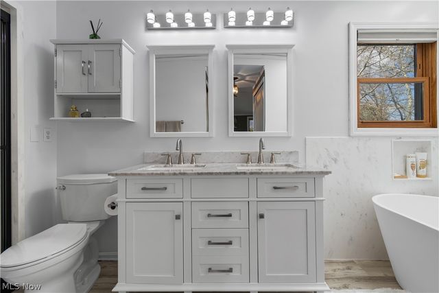 18256 Heritage Trail, Strongsville, OH 44136