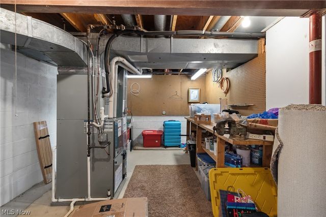 18256 Heritage Trail, Strongsville, OH 44136