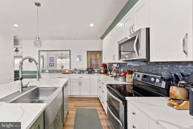 2434 HARPOON DR, Stafford, VA 22554