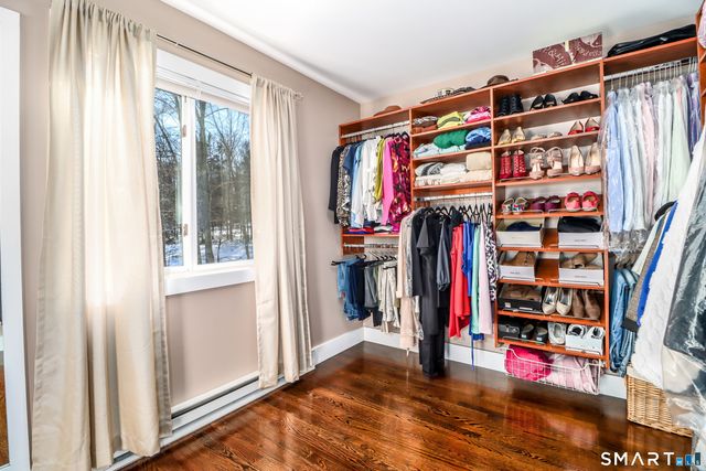 8 Marilyn Road, Brookfield, CT 06804