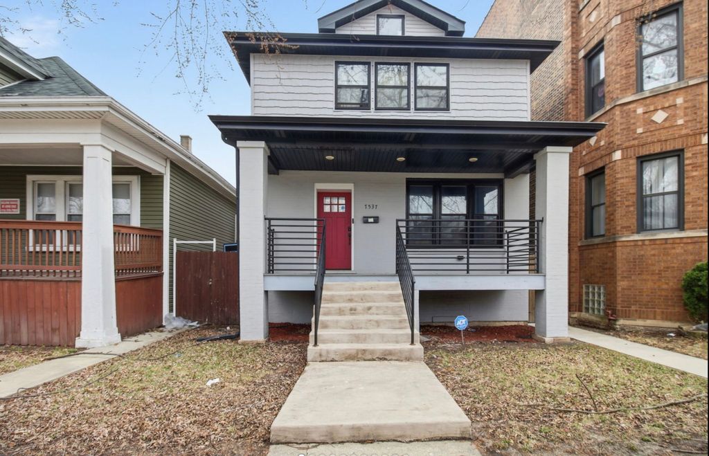 7537 S May Street, Chicago, IL 60620
