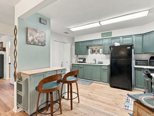 11520 Huebner Rd Apt 201, San Antonio, TX 78230