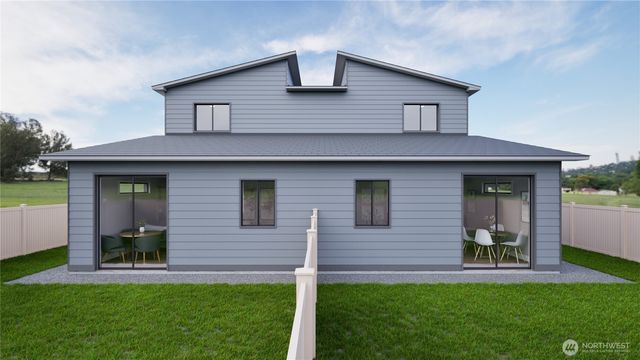 18 W Redwood Road, Moses Lake, WA 98837