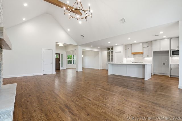 1831 E 44th Street, Sand Springs, OK 74063