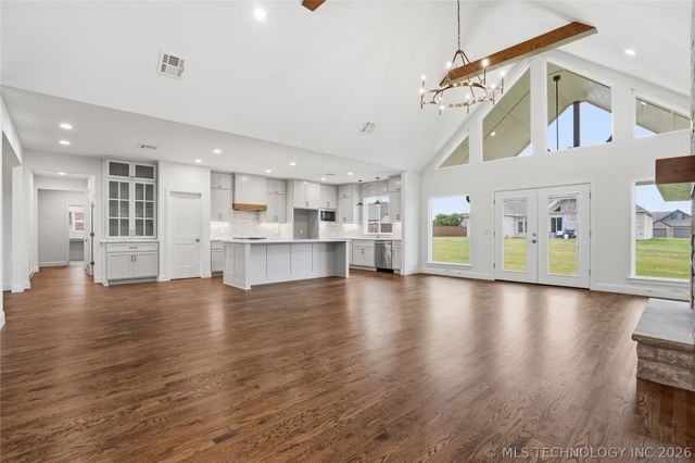 1831 E 44th Street, Sand Springs, OK 74063
