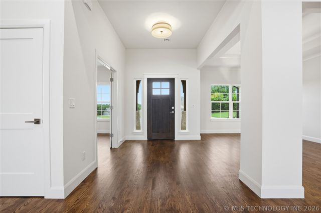 1831 E 44th Street, Sand Springs, OK 74063