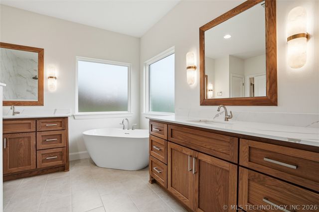 1831 E 44th Street, Sand Springs, OK 74063
