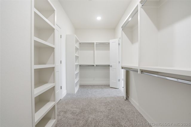 1831 E 44th Street, Sand Springs, OK 74063