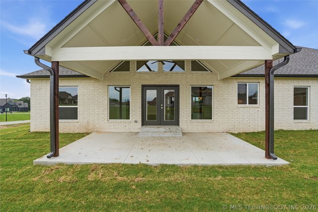 1831 E 44th Street, Sand Springs, OK 74063