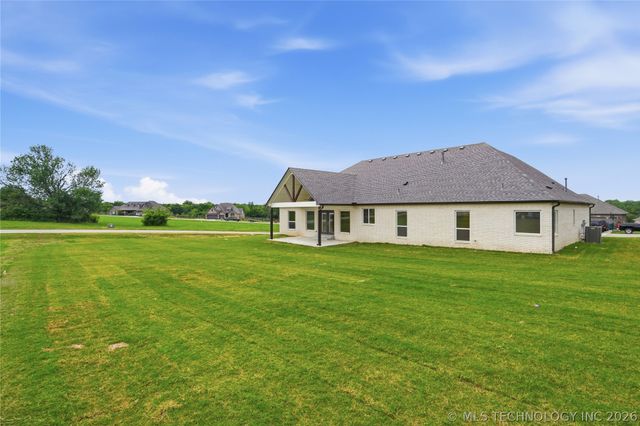 1831 E 44th Street, Sand Springs, OK 74063