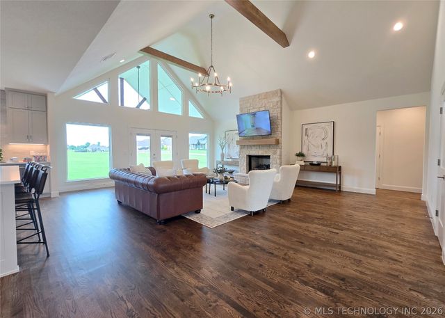 1831 E 44th Street, Sand Springs, OK 74063