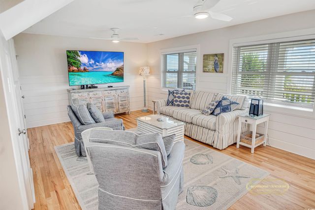 415 S Seaside Dr., Surfside Beach, SC 29575