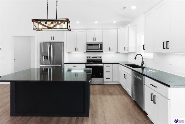 43 Betty Boyd Lane, Brandenburg, KY 40108