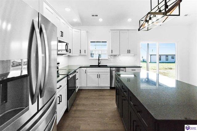 43 Betty Boyd Lane, Brandenburg, KY 40108