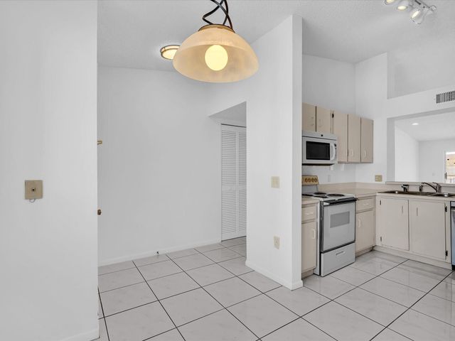 7663 Trent Drive 216, Tamarac, FL 33321