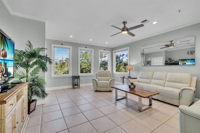 848 EVERGREEN WAY, Longboat Key, FL 34228