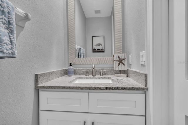 848 EVERGREEN WAY, Longboat Key, FL 34228