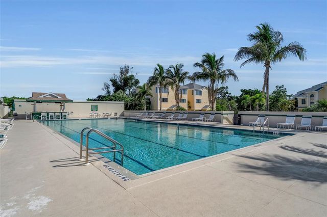 848 EVERGREEN WAY, Longboat Key, FL 34228